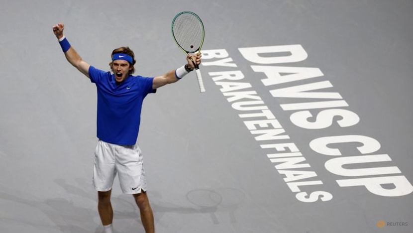 Medvedev leads Russia to third Davis Cup title Medvedev leads Russia to third Davis Cup title