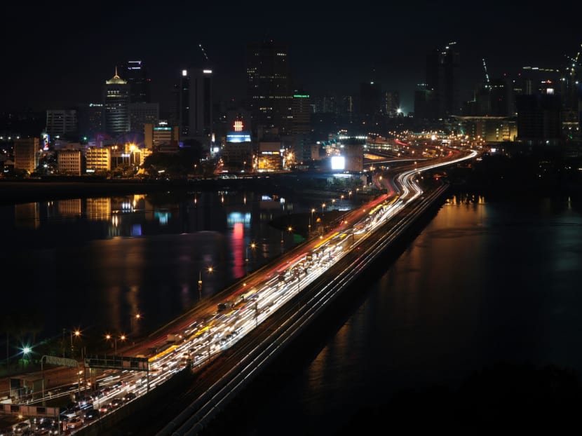 Traffic going across the Causeway to-and-from Singapore and Johor Baru. Photo: Jason Quah/TODAY
