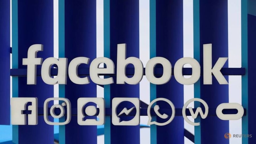Facebook warns growth to slow significantly, mandates vaccine for US staff Facebook warns growth to slow significantly, mandates vaccine for US staff
