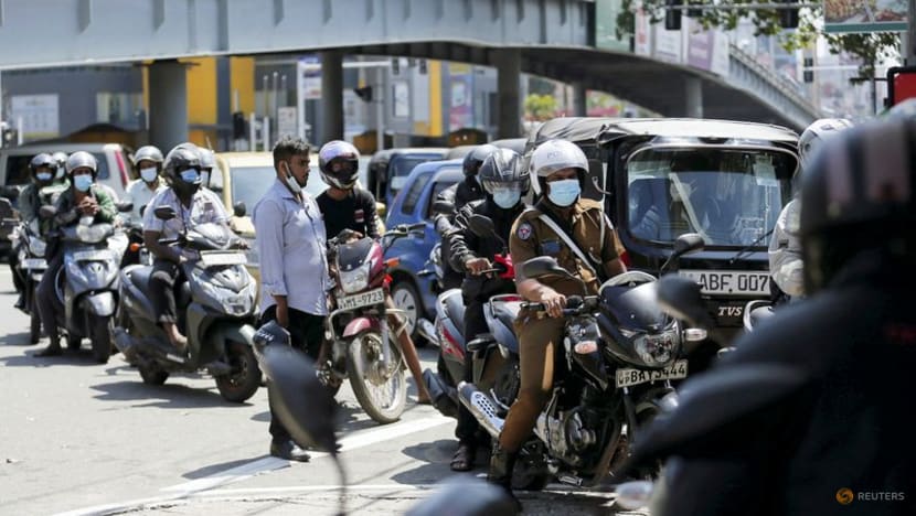 In Sri Lanka, as economic crisis worsens, two men die waiting in queue for fuel In Sri Lanka, as economic crisis worsens, two men die waiting in queue for fuel