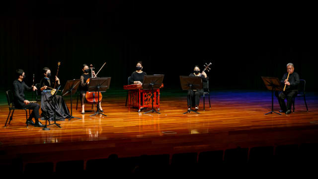 听力练习：新加坡华乐团与南洋艺术学院签署合作备忘录