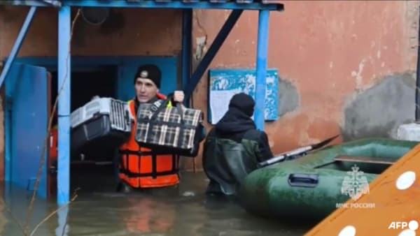Locals protest as Russian regions face worst flooding for decades - Vimarsana News