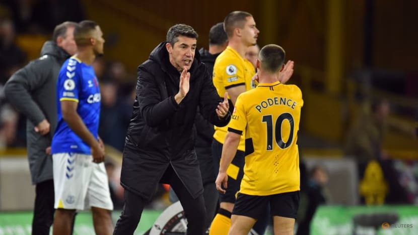 Wolves up to seventh as Everton suffer third straight loss Wolves up to seventh as Everton suffer third straight loss