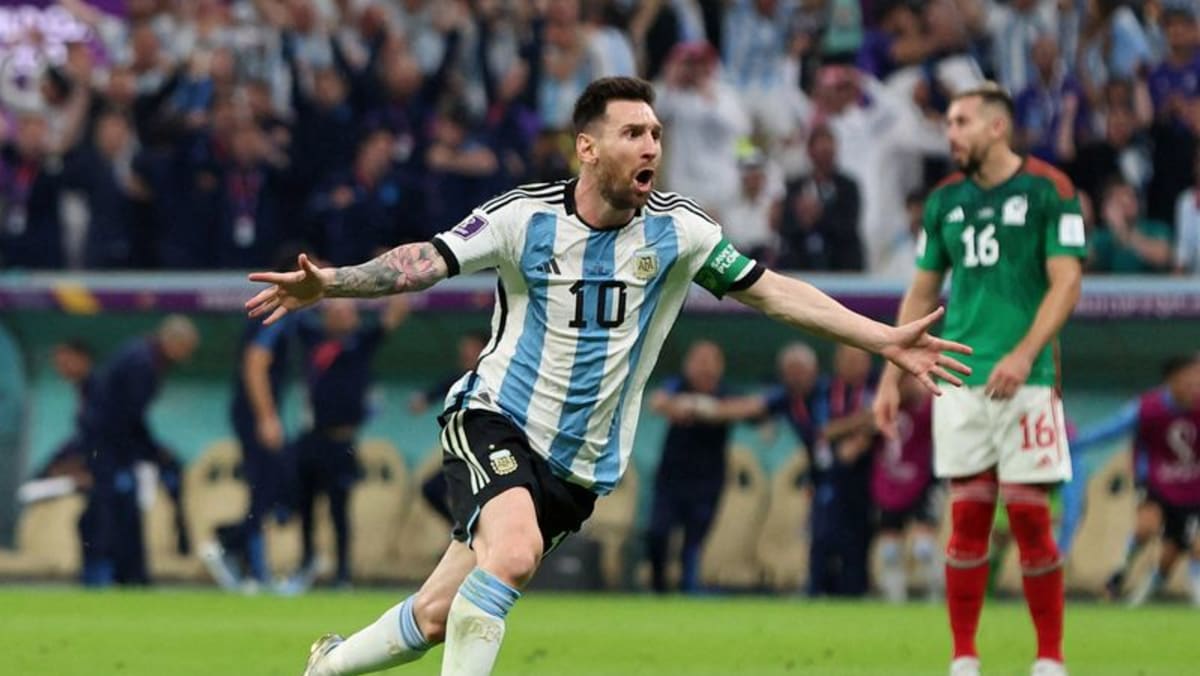 Messi membantu memberikan ketenangan pikiran kepada Argentina dengan kemenangan atas Meksiko