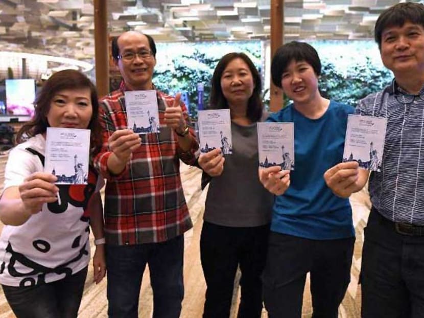World's longest SIA flight departs Singapore for New York World's longest SIA flight departs Singapore for New York