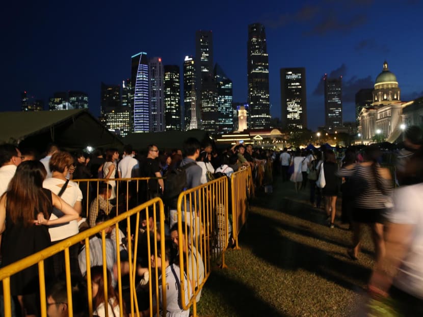 Long queues on Day 3 of public phase of national mourning