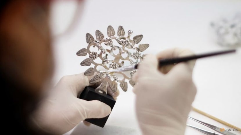 Brazilians work to restore relics damaged in Congress riot Brazilians work to restore relics damaged in Congress riot
