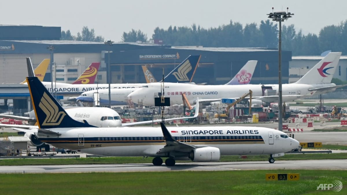 Singapore Airlines passenger arrested after claiming bomb threat; fighter jets scrambled