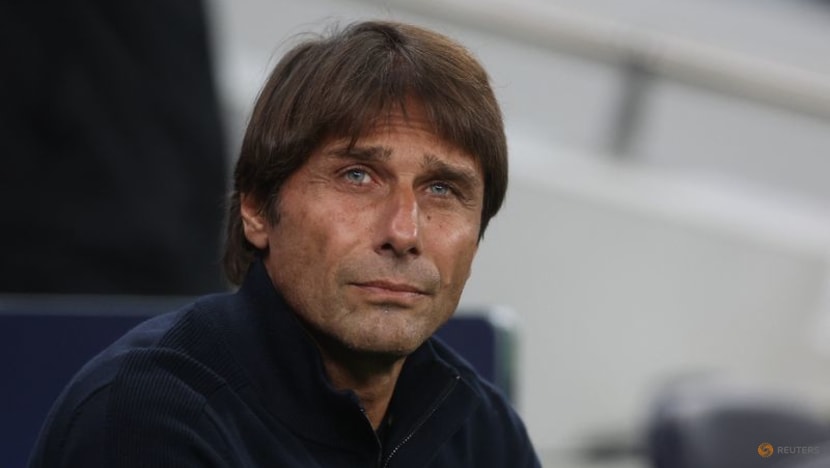 Soccer-Keep your focus until the final whistle, Conte tells his Spurs players Soccer-Keep your focus until the final whistle, Conte tells his Spurs players