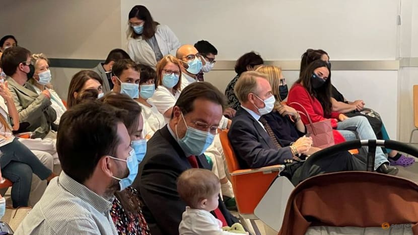 Spanish baby gets pioneering intestine transplant Spanish baby gets pioneering intestine transplant