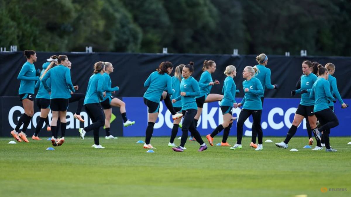 New Zealand eye first World Cup knockouts, injury blows for Norway and