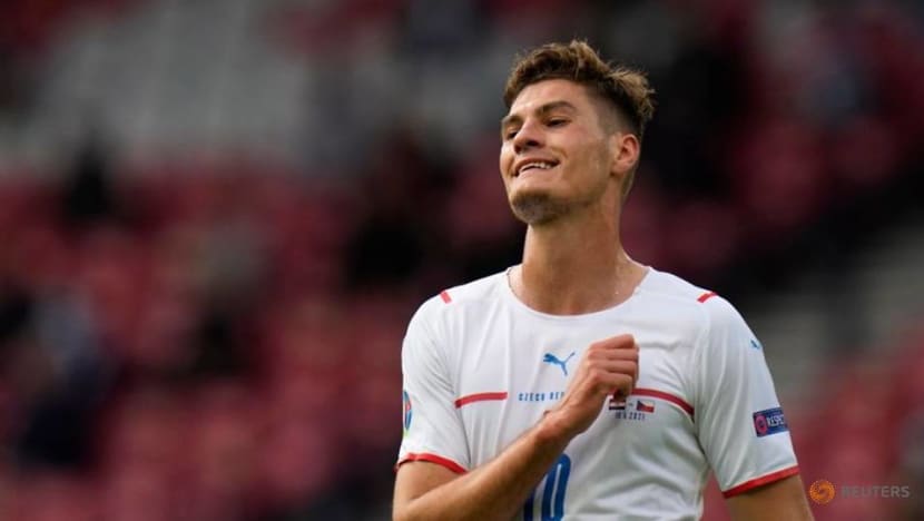 Football: Czechs mustn't rely on Schick for goals, captain Darida says Football: Czechs mustn't rely on Schick for goals, captain Darida says
