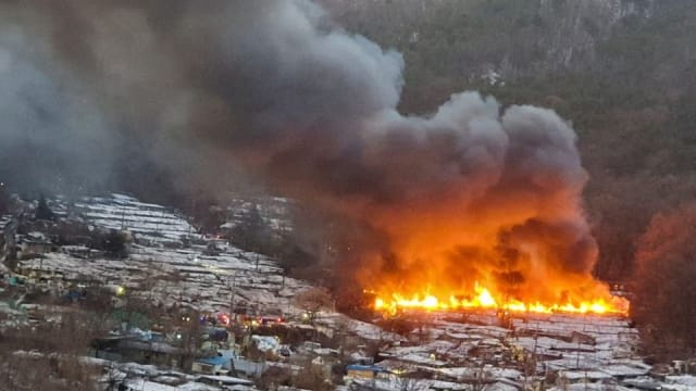 韩国首尔发生火患 约500人被疏散