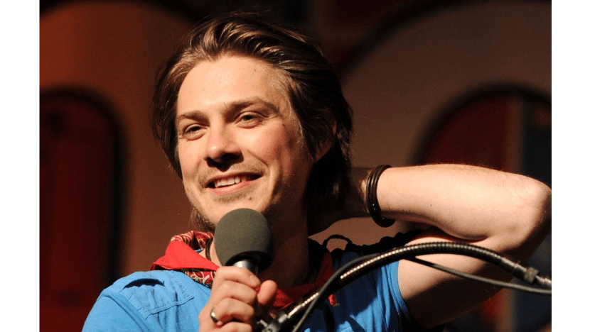 Taylor Hanson is a father for the sixth time