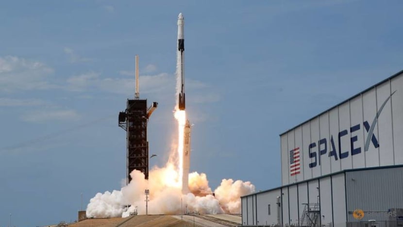 Pentagon awards United Launch Alliance, SpaceX launch contracts Pentagon awards United Launch Alliance, SpaceX launch contracts