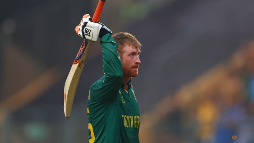 Klaasen smashes ton as South Africa thump England at World Cup