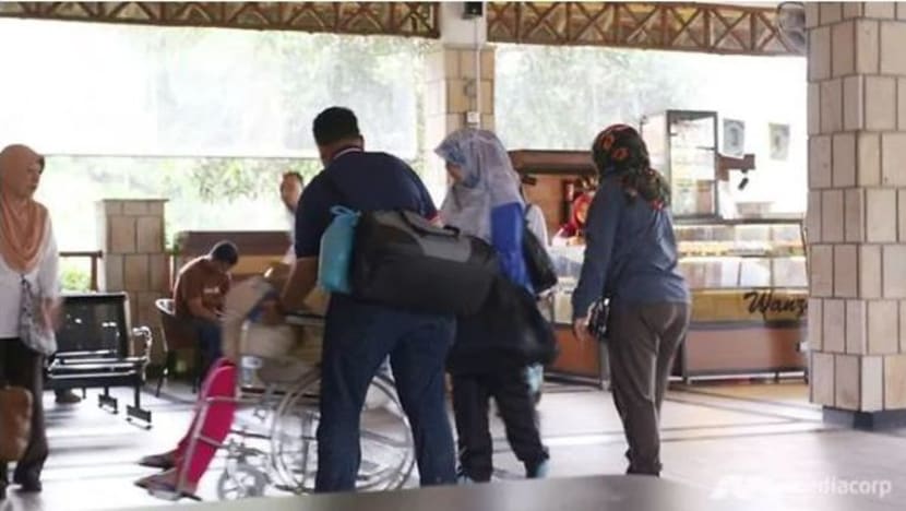 Jambatan roboh di Batam: Masagos prihatin, jamin bantuan kepada kakitangan terjejas Jambatan roboh di Batam: Masagos prihatin, jamin bantuan kepada kakitangan terjejas