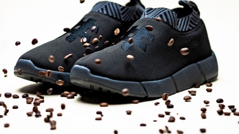 BERITA+: Finland kitar semula hampas kopi hasilkan kasut sneaker