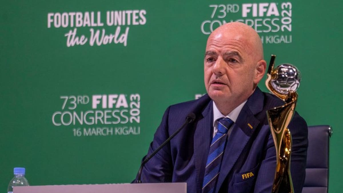 Mengunjungi Arab Saudi tidak akan mensponsori Piala Dunia Wanita, kata Infantino