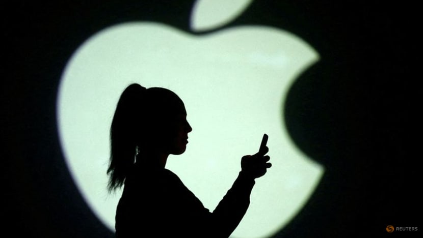 Apple says resolved iMessage issues after third services ...