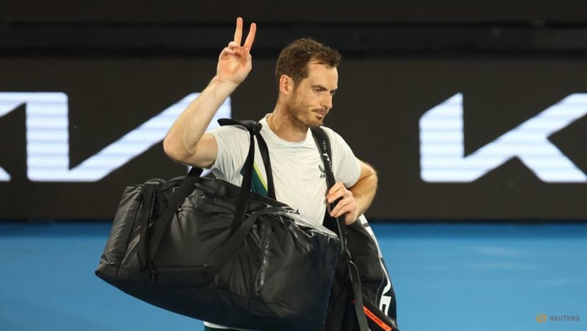 Marathon man Murray runs out of steam against Bautista Agut Marathon man Murray runs out of steam against Bautista Agut
