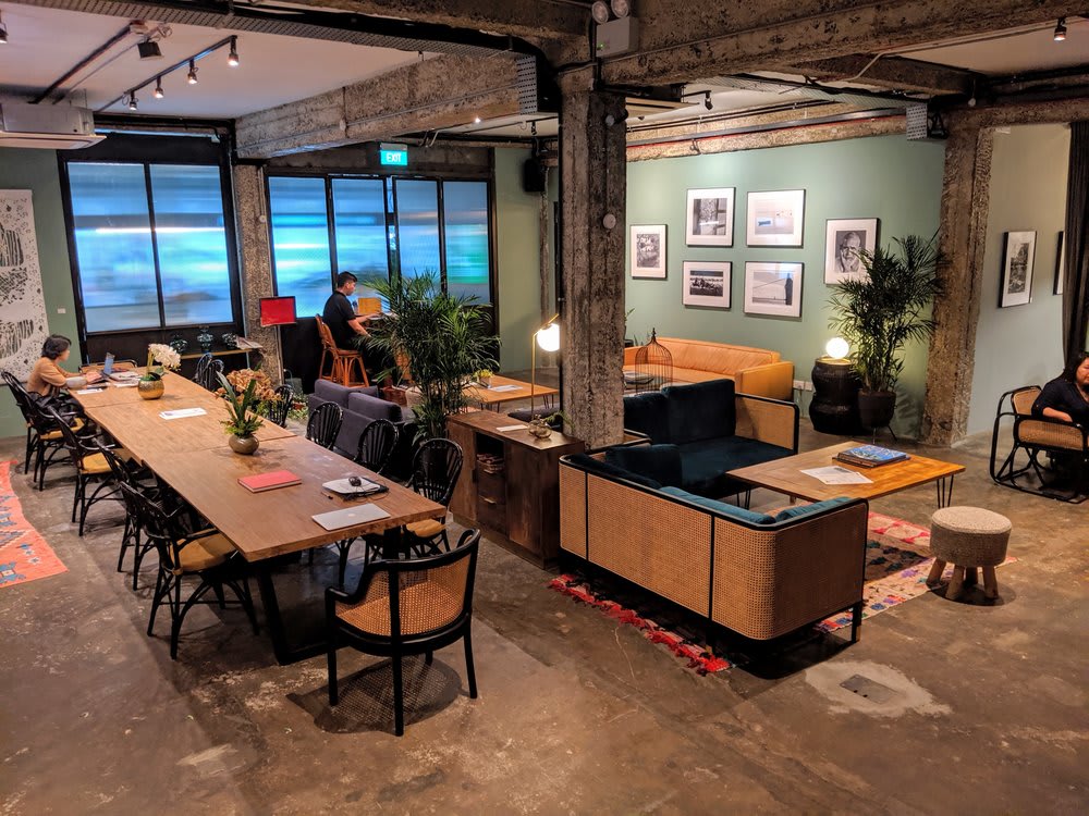 The Lowdown On This New Insta-Worthy Spot Where You Can Go For Yoga, Get $2 Coffee, Or Spot Celebs The Lowdown On This New Insta-Worthy Spot Where You Can Go For Yoga, Get $2 Coffee, Or Spot Celebs