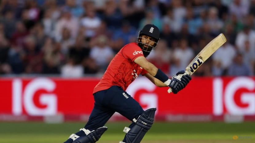 Moeen says one-over 'gamble' cost England against Pakistan