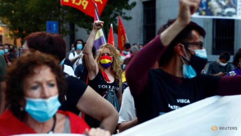 Protesters call for end to Spanish monarchy after former king's exit Protesters call for end to Spanish monarchy after former king's exit