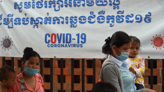 柬埔寨将为当地人施打不同技术疫苗追加剂