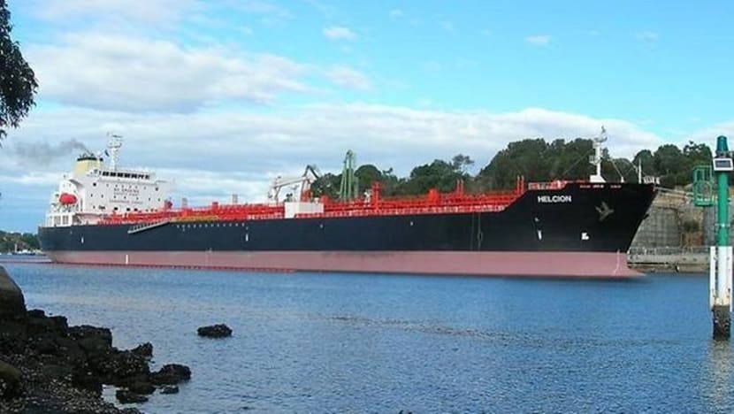 Kapal berlanggar: Tangki minyak bawa hampir 12,000 tan minyak bahan api; tiada tumpahan
