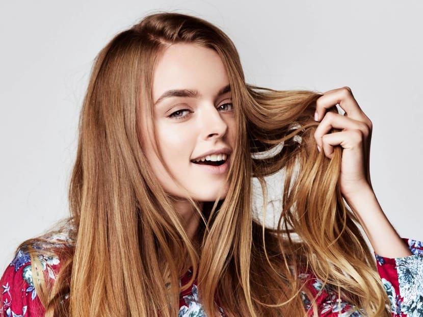 This New Hair Trend Laminates Your Hair Like Your PSLE Certificate & Gives It Next-Level Shine This New Hair Trend Laminates Your Hair Like Your PSLE Certificate & Gives It Next-Level Shine