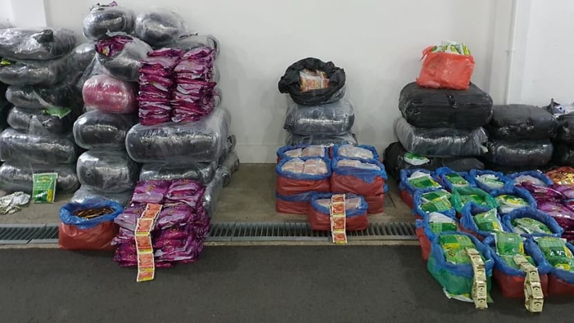 Record haul of chewing tobacco worth about S$200,000 seized at Woodlands Record haul of chewing tobacco worth about S$200,000 seized at Woodlands