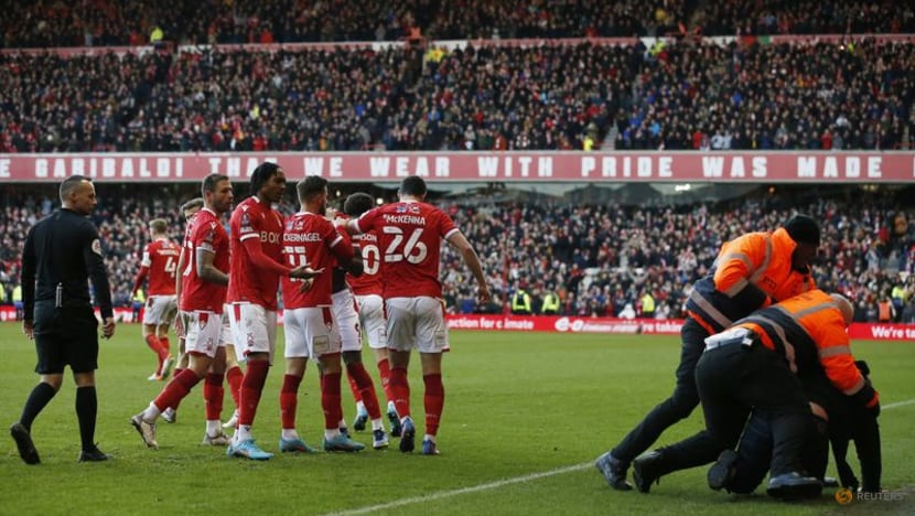Holders Leicester thrashed by Nottingham Forest in FA Cup fourth round Holders Leicester thrashed by Nottingham Forest in FA Cup fourth round