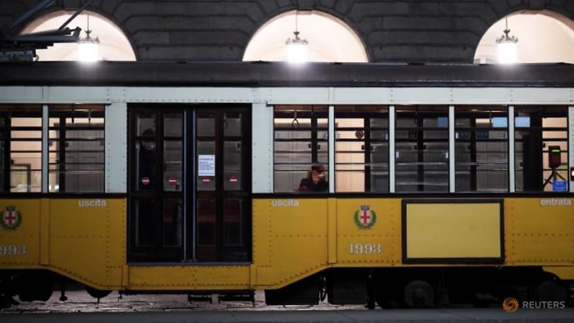 Italy shuts factories as daily COVID-19 death toll nears 800 Italy shuts factories as daily COVID-19 death toll nears 800