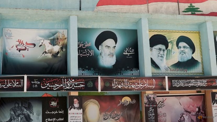 Rushdie attack suspect says he admires Iran's Ayatollah Khomeini Rushdie attack suspect says he admires Iran's Ayatollah Khomeini