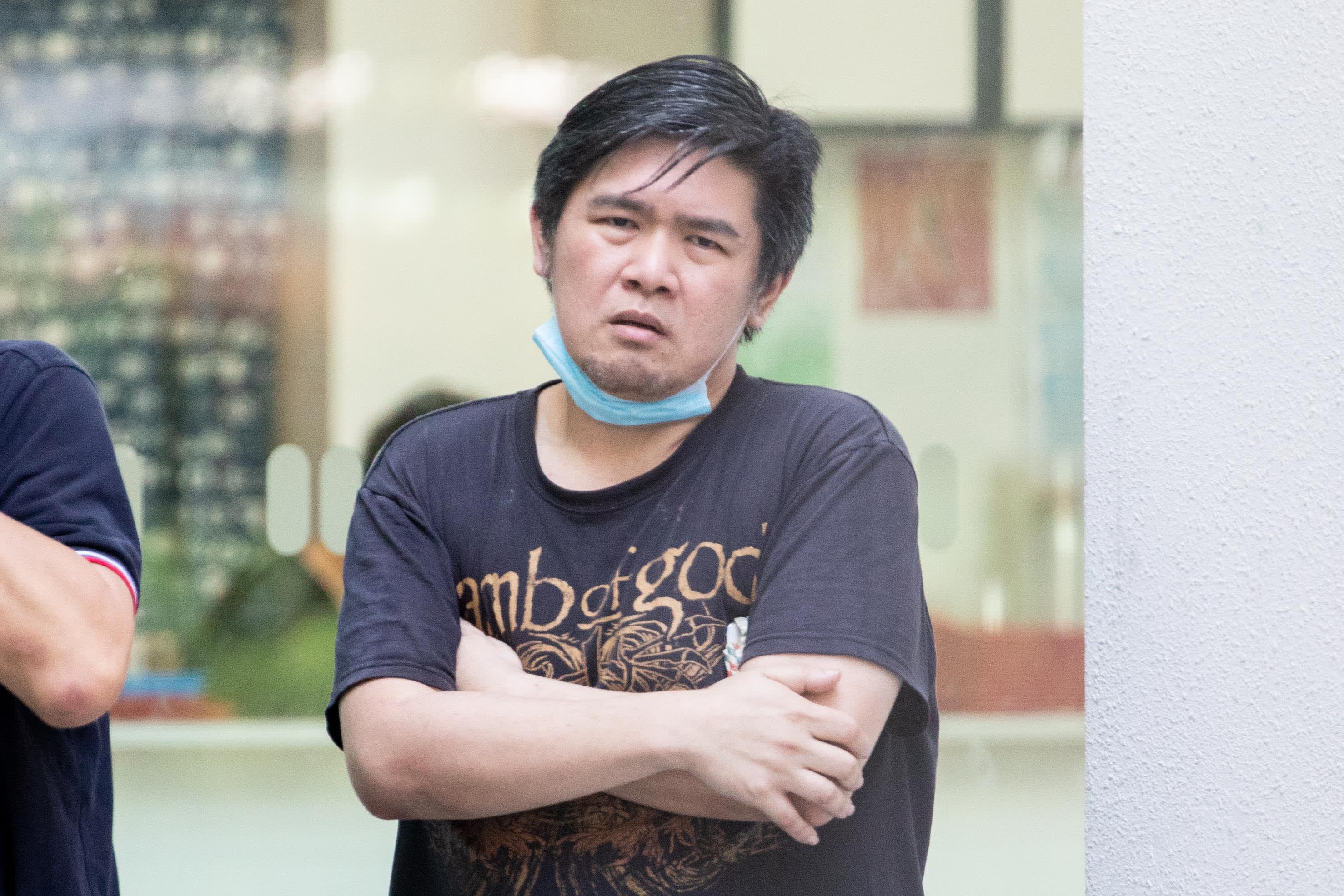 Car workshop owner jailed 30 weeks for driving 'pieced together' car to steal vacuum cleaners while under driving ban Car workshop owner jailed 30 weeks for driving 'pieced together' car to steal vacuum cleaners while under driving ban