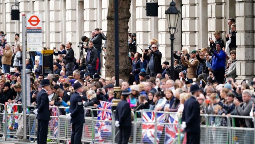 Farewell to the queen: Emotional crowds line streets of London and Windsor