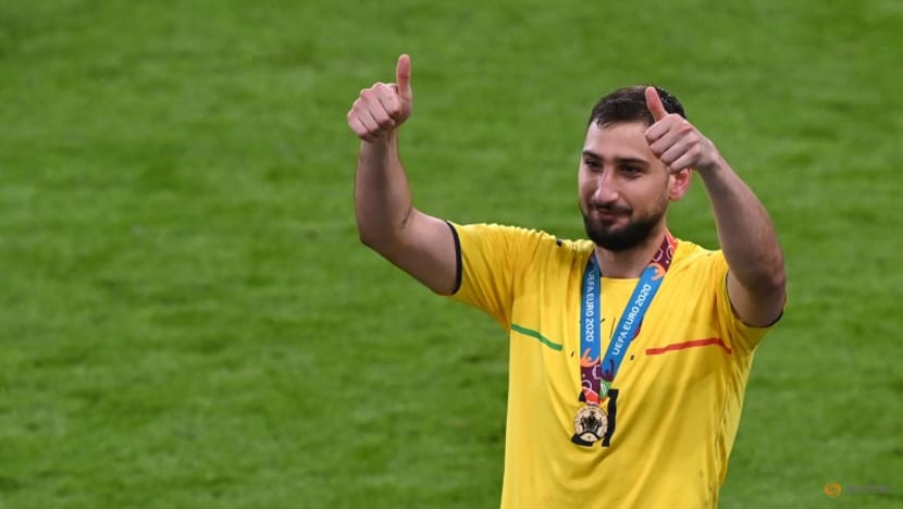 Soccer-Donnarumma thrilled at prospect of Messi joining him at PSG Soccer-Donnarumma thrilled at prospect of Messi joining him at PSG