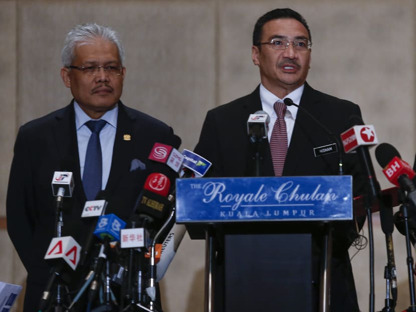 Malaysia's acting Transport Minister Hishamuddin Hussein speaks at a news conference at a hotel in Kuala Lumpur.  Photo: REUTERS