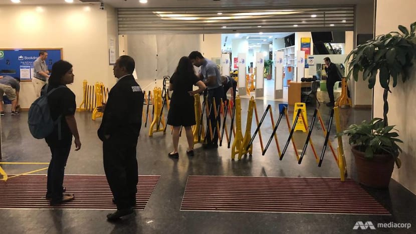 Woodlands Regional Library temporarily closed due to water leakage Woodlands Regional Library temporarily closed due to water leakage