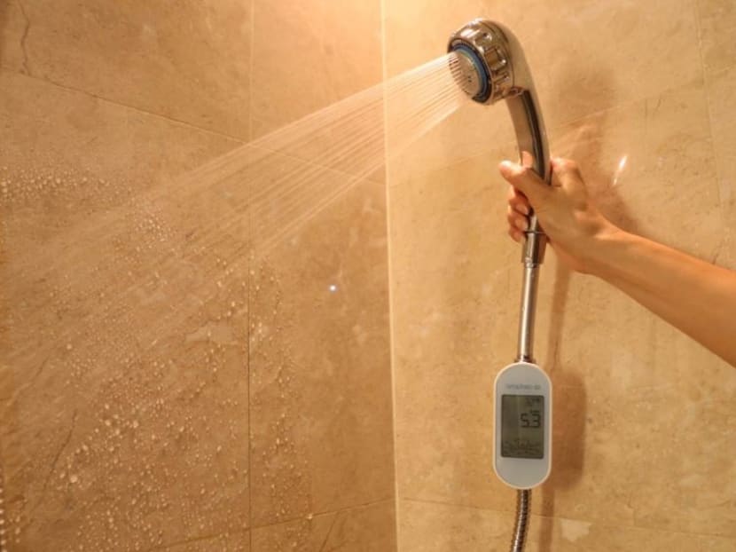 Smart showers with colour codes or panel display for water usage levels picked for new flats