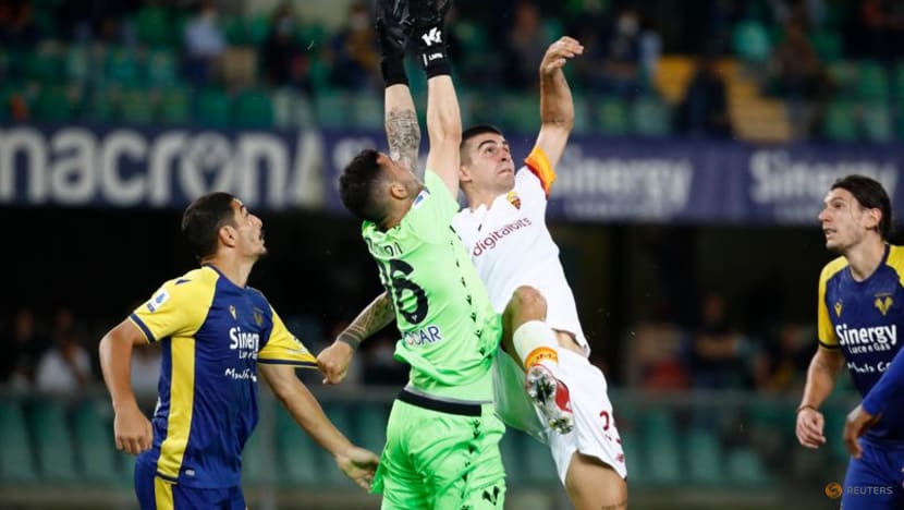Football:
Mourinho suffers first defeat as Roma boss at Verona Football:
Mourinho suffers first defeat as Roma boss at Verona