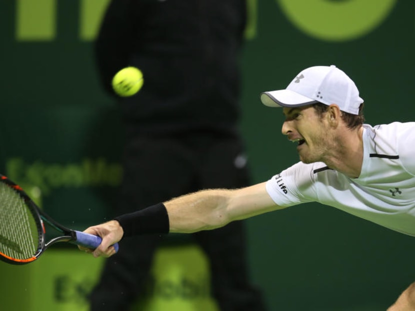 Andy Murray of Great Britain returns the ball to Novak Djokovic of Serbia during the men's singles final match of the ATP Qatar Open at Khalifa International Tennis Complex on January 7, 2017 in Doha, Qatar. Photo: Getty Images