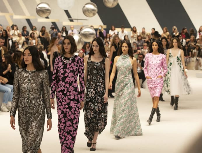 Prix tailleur chanel haute couture store