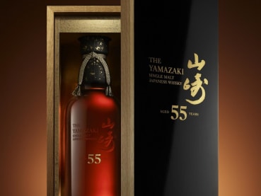 Rare Yamazaki 55 Year Old whisky launches in Singapore, with a S$7,688 per person dinner