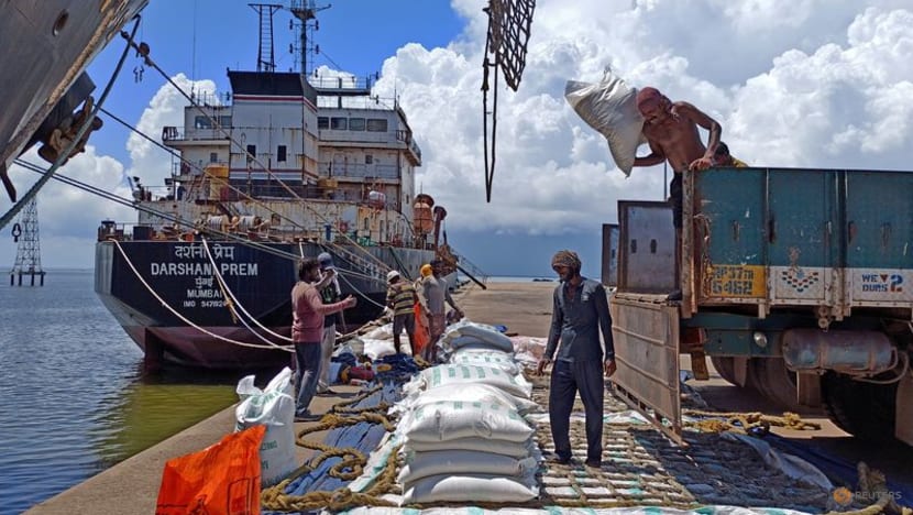 Analysis-Global rice supplies at risk as harsh weather hits top exporters Analysis-Global rice supplies at risk as harsh weather hits top exporters