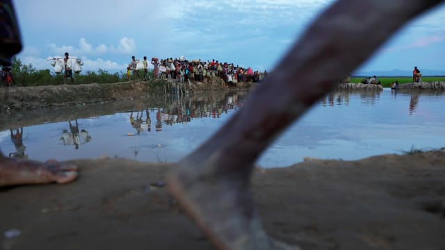 缅甸海滩发现14具尸体 包括罗兴亚孩童