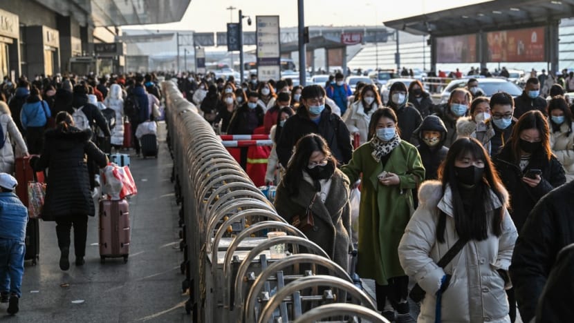 Holiday trips within China surge after lifting of COVID-19 curbs 2 000 337f7kh
