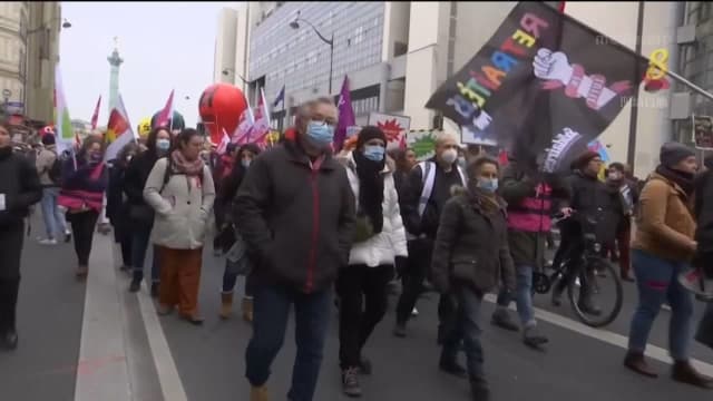 法国工会发起大规模示威 吁总统候选人关注民生