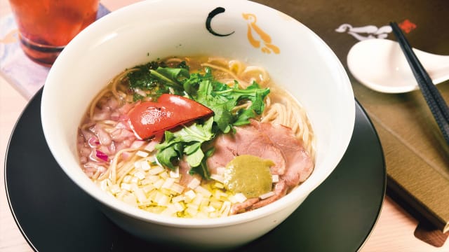 日本星级拉面馆　香港新店主打蚝味料理！